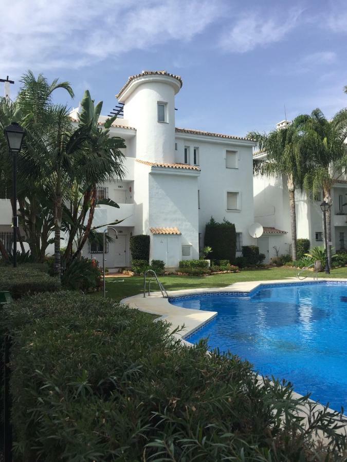 Beautiful 2 Bedroom Apartment @ Puerto Banus! Marbella Bagian luar foto